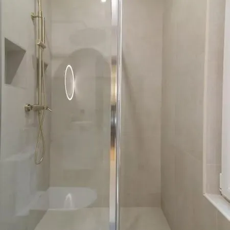 81g. New Renovated Invalides Effeiltower Paris